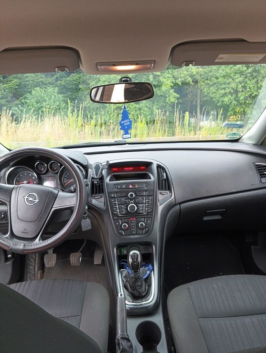 Sprzedam Opel Astra J