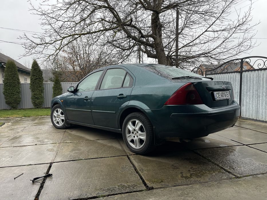 В нормальному стані,2.0 дизель на Автоматі