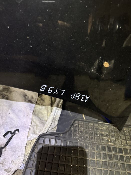 Maska Czarna LY9B Audi A3 8P Mały Gril 2003r