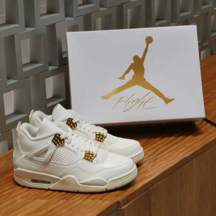 Jordan 4 Retro Metallic Gold