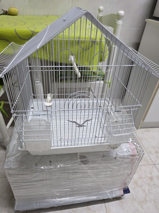 3 Gaiolas usadas em bom estado