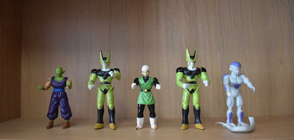 5 Dragon Ball Figures