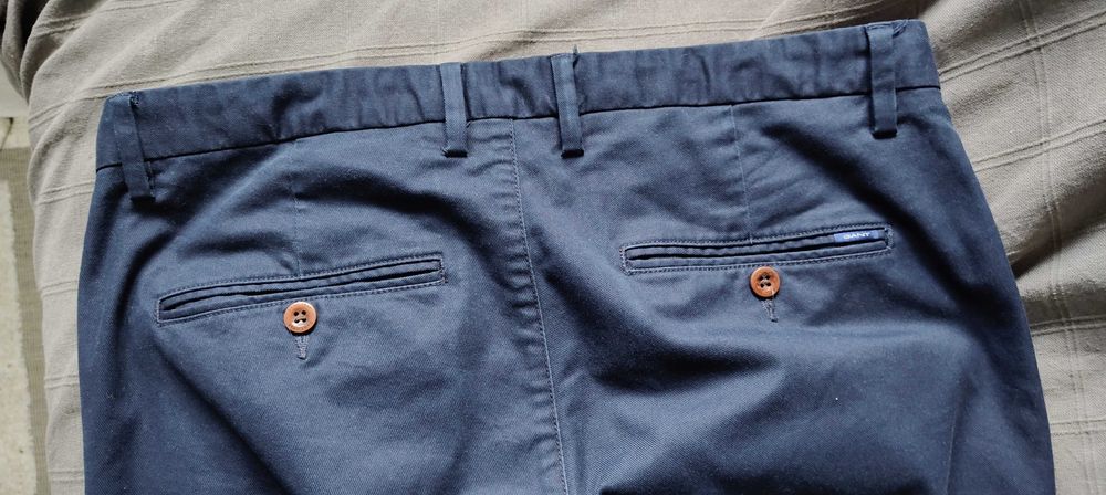 Gant Spodnie Chinosy. W34 L32.
