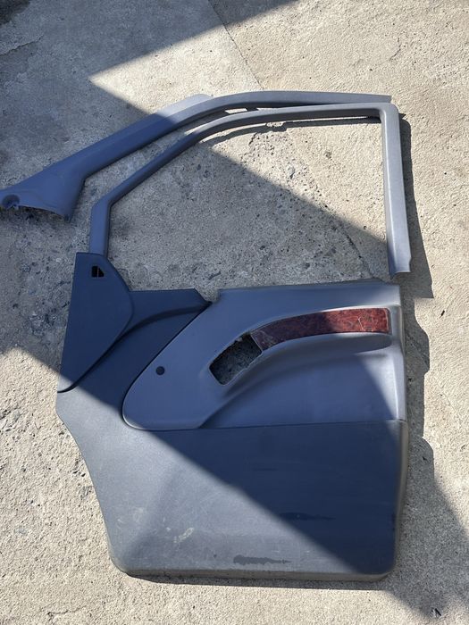 Продам детали салона MB Vito 638