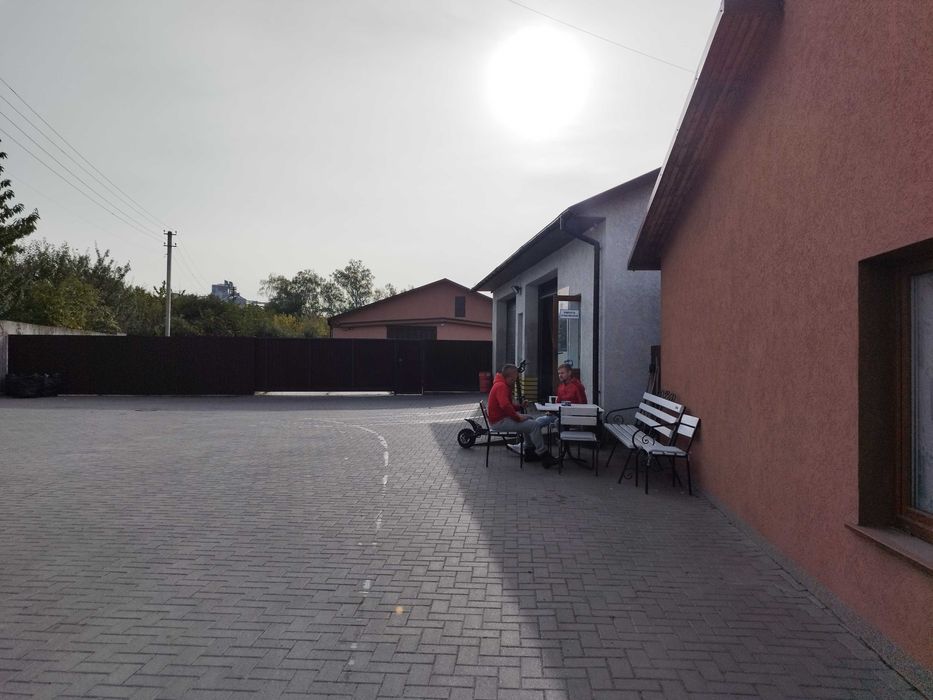 Продаж  комерційного приміщення  в Красилові Н