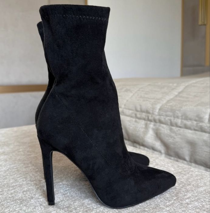 Замшеві ботильйони нові