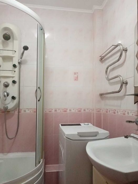 Без хозяев. Центр. Комната для 1-го или 2-х парней, можно студентов