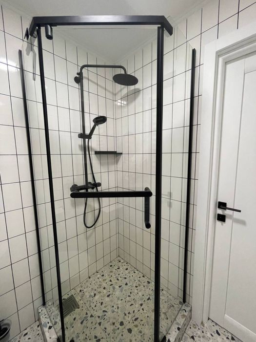 Таунхаус Aura Village, Віта Поштова