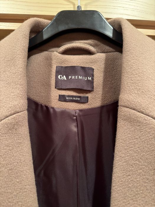 Пальто фірми C&A