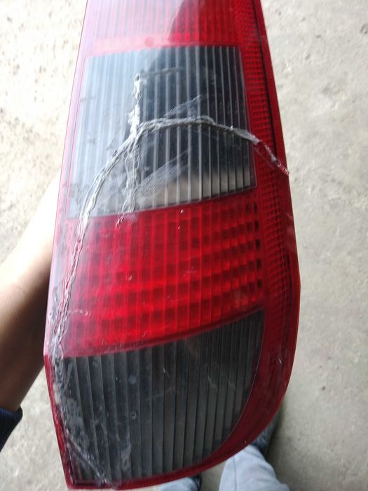 Задній стоп форд фієста