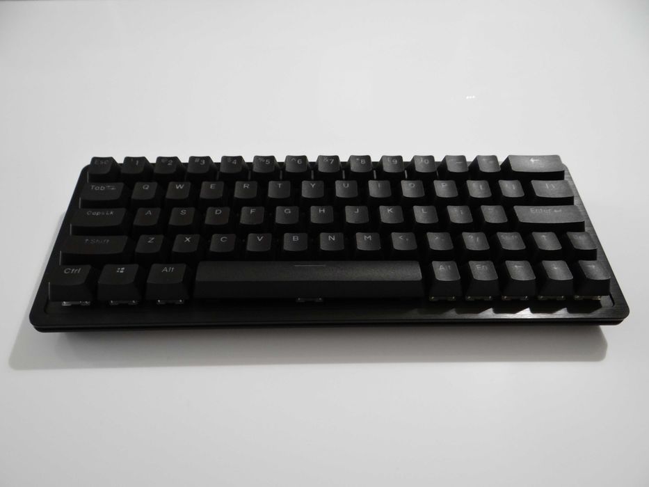 Teclado MOUNTAIN Everest 60