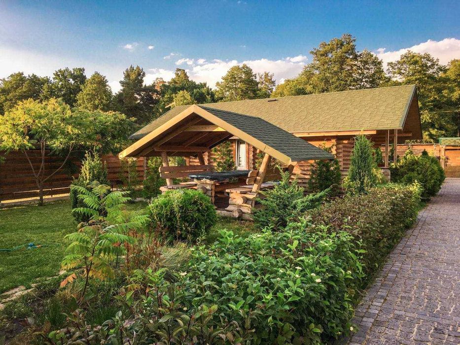 База отдыха в закрытом коттеджном городке на берегу озера