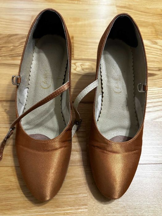 Buty taneczne  AKCES 36 - używane.