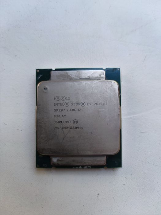 Процесор Intel Xeon E5-2620 v3