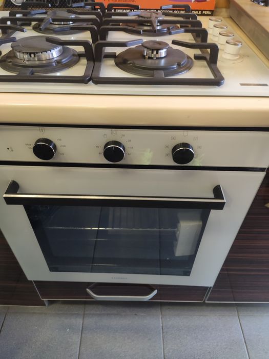 Комплект газовая поверхность  духовой электрический шкаф Турция