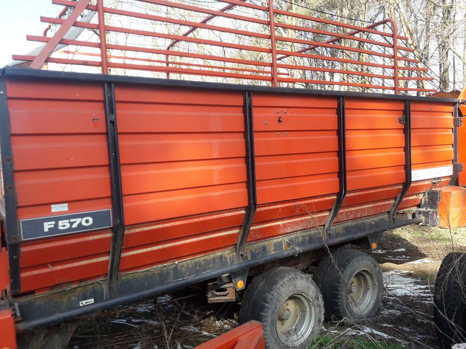 Przyczepa samozbierająca deutz fahr F570