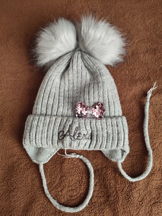 Шапочка на дівчинку 5-6 р.