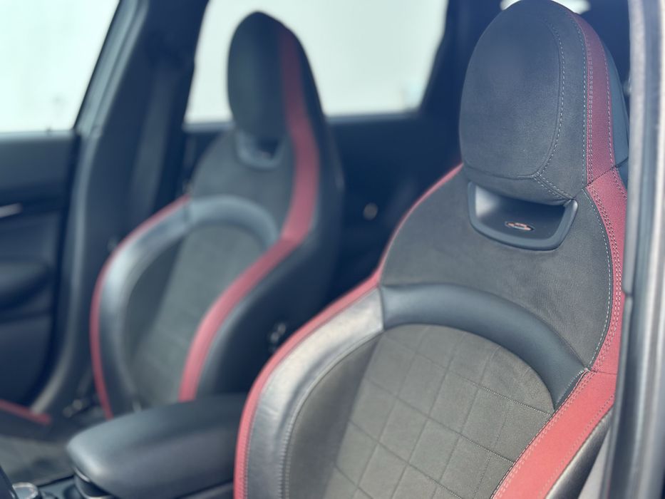 Mini Clubman JCW Nacional