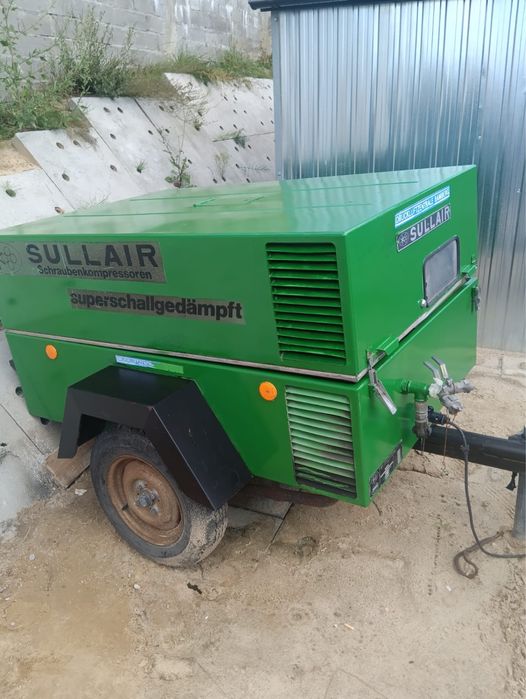 Kompressor śrubowy SULLAIR  + piaskarka