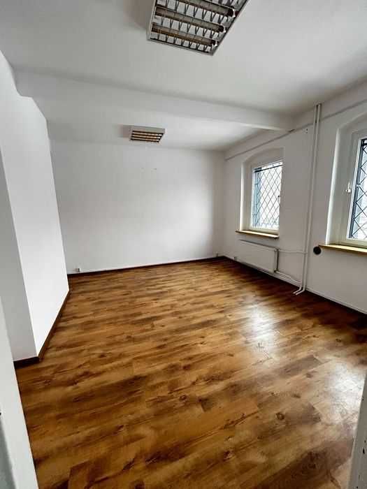 Piękne Biuro Sosnowiec 200 m2 parking