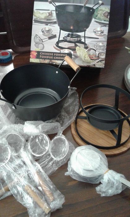 Chinese Fondue Set64752168808067121
