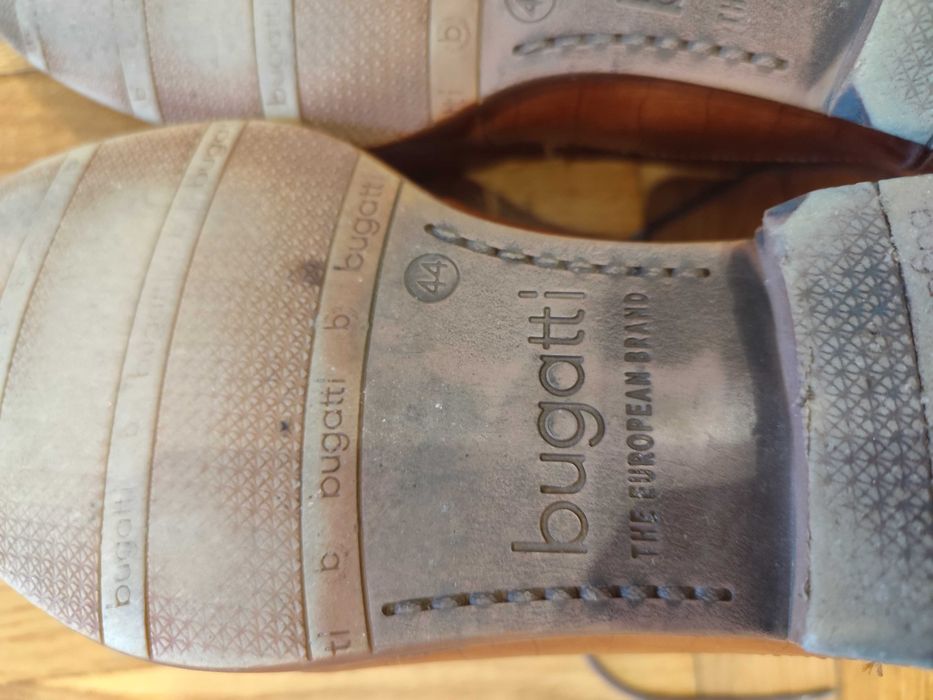 Buty męskie skórzane brązowe Bugatti 44