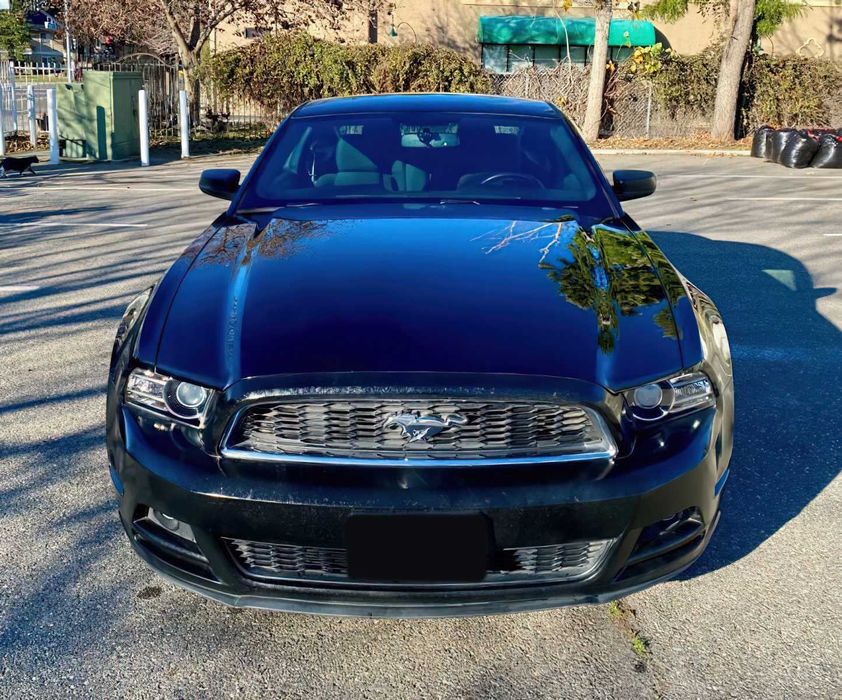 Ford Mustang      2014