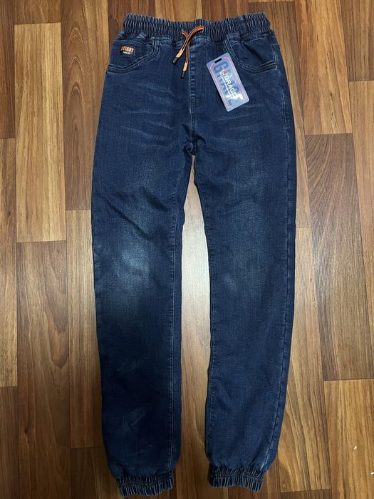 Теплі  зимові джинси  на  флісі утеплені 152-158 р.