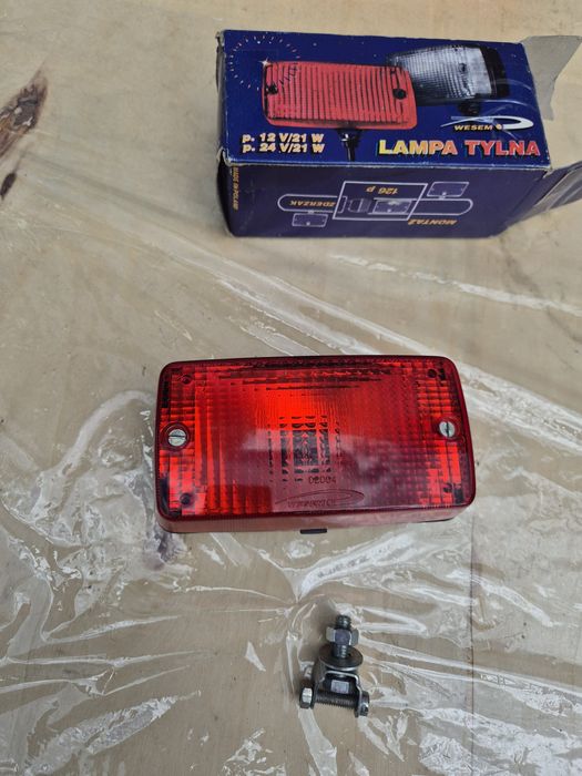 Fiat 126p, Fiat 125p,Uniwersalne - lampa przeciwmgielna