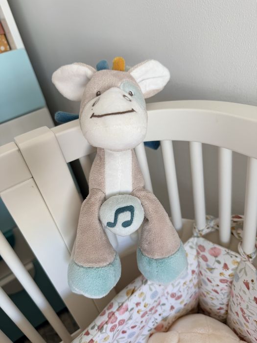 Nattou- Peluche musical para berço