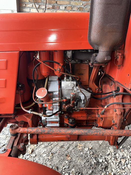 Продаю трактор T-25