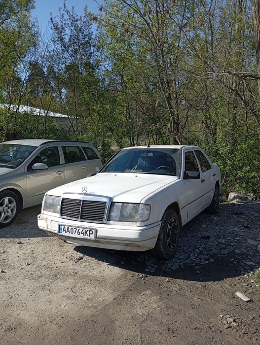 Продам мерседес 124
