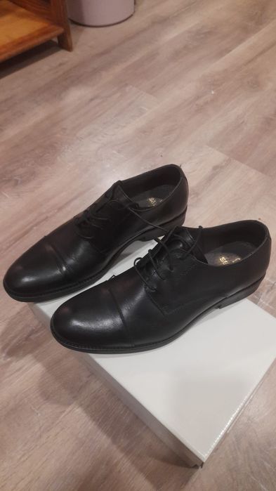 Sapatos classicos