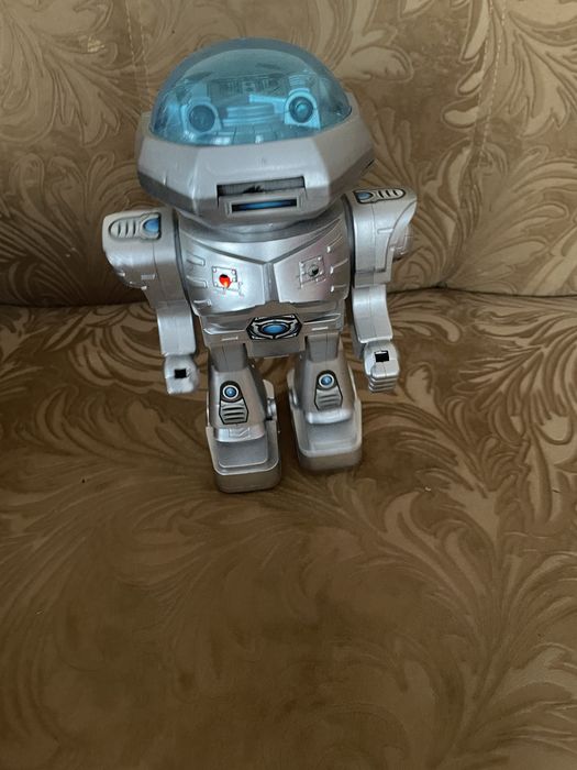 Музичний робот, 3+