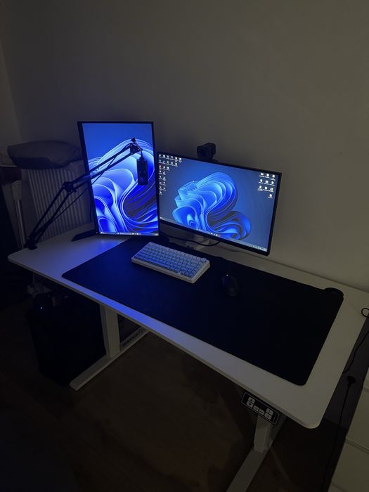 Biurko Ultradesk LEVEL V2 140x63