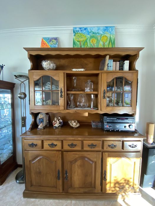 Móvel de Sala de Jantar - Madeira de Castanho Maciço