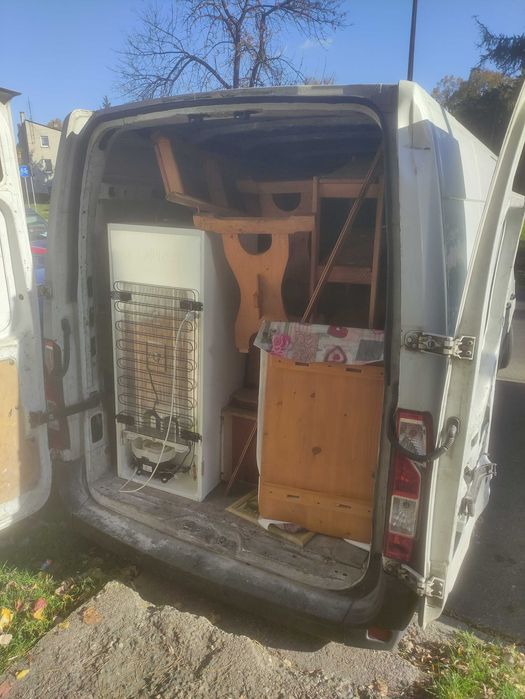 Opróżnianie Domów Mieszkań Sprzątanie Piwnic Garaży