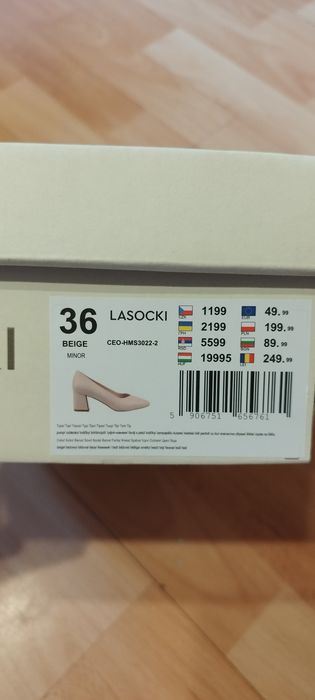 Czółenka Lasocki r. 36
