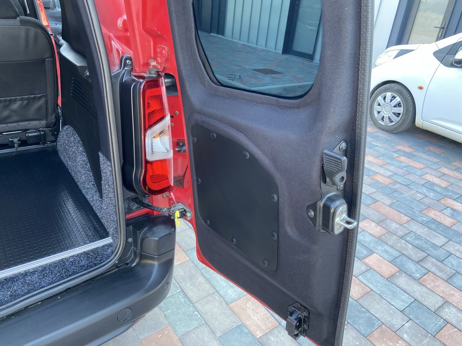Opel Combo пасажир