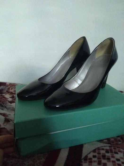 Туфлі 39-40 розсір