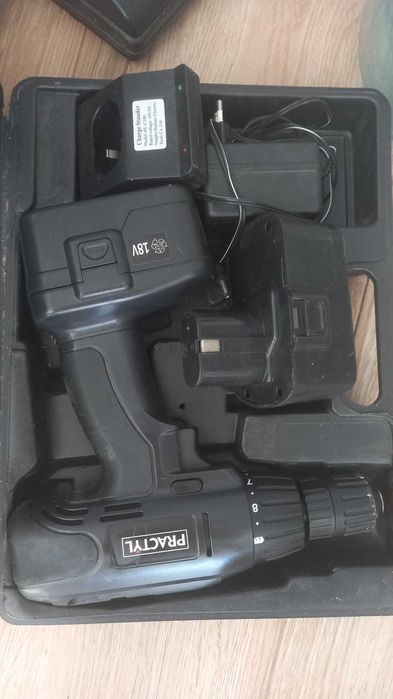 Old Computer Monitor64286333185154124