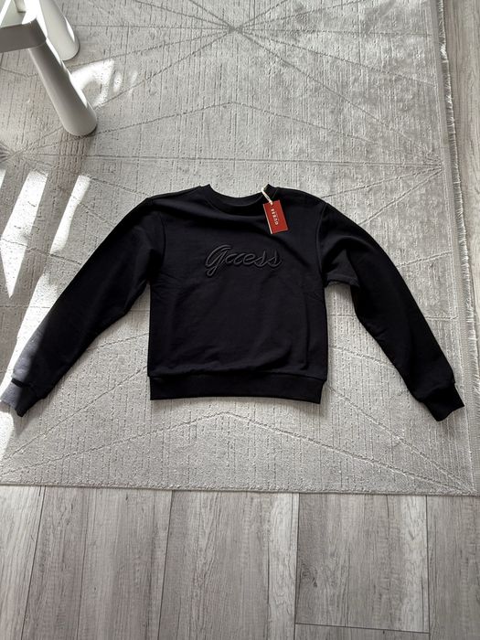 Nowa czarna bluza guess