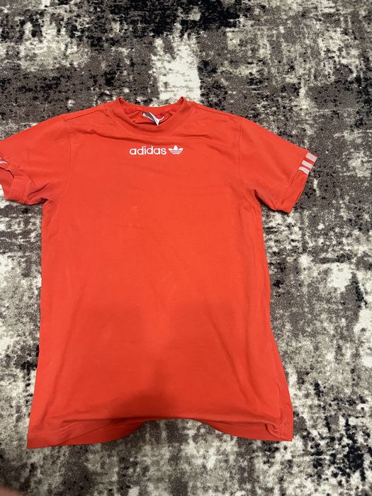 Продам футболку Adidas