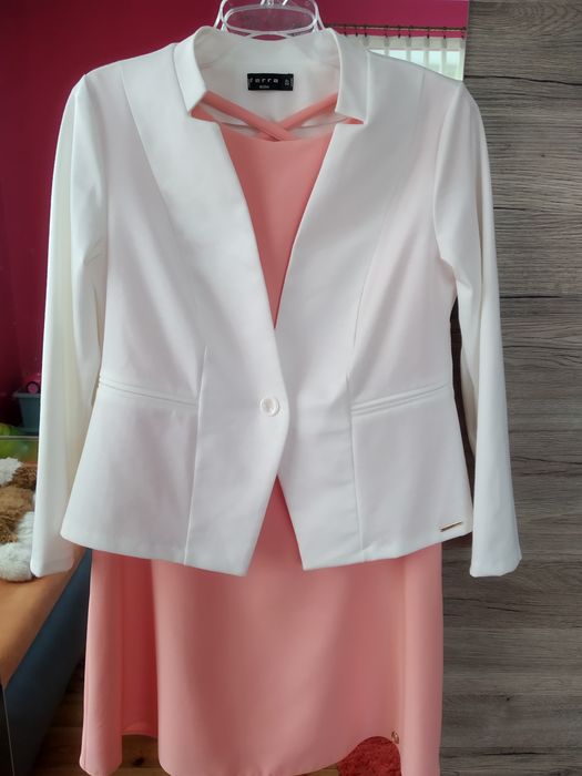 Sukienka z żakietem