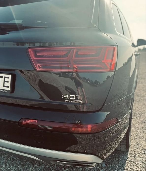 Audi Q7  Quattro 2016