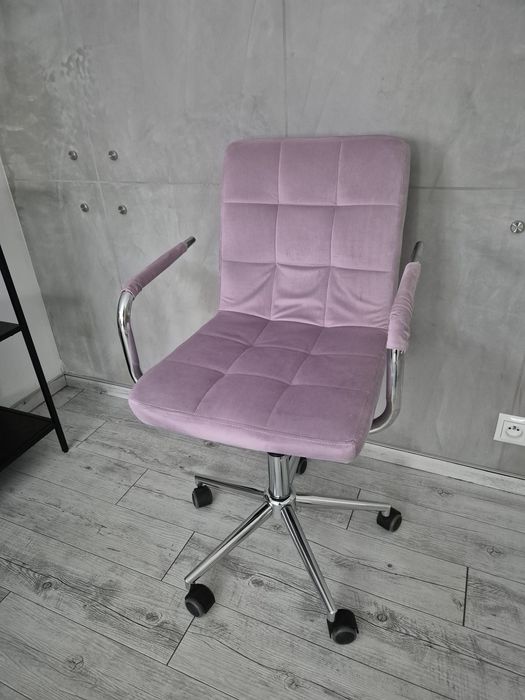 Krzesło welurowe biurowe obrotowe