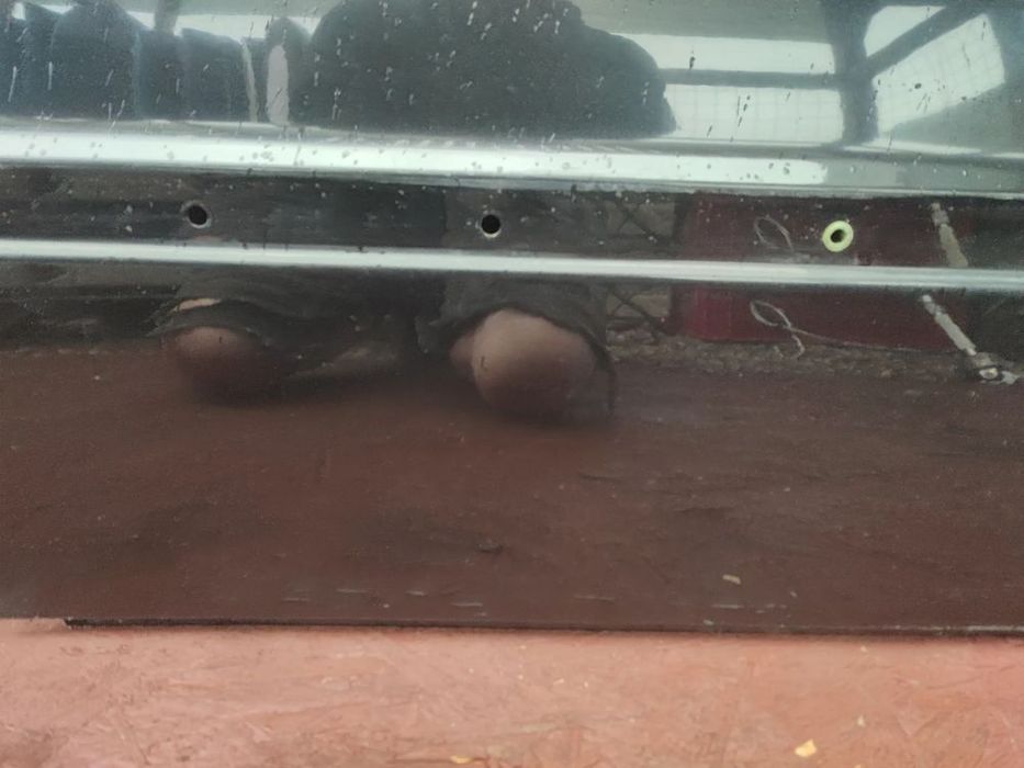 bmw e38 oryginalne drzwi tył prawe krótkie w kolorze schwarz 2 bez r