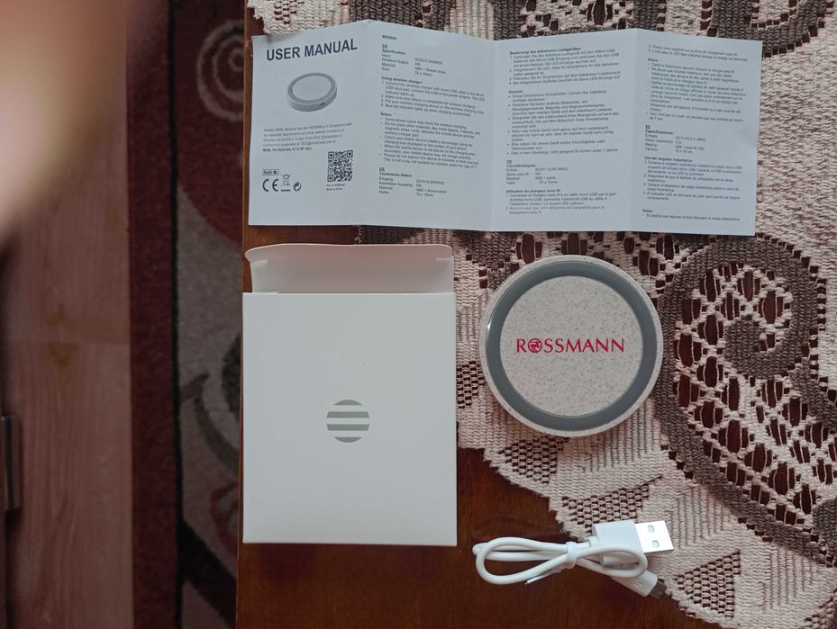 Nowa, nieużywana Ładowarka bezprzewodowa okrągła Rossmann