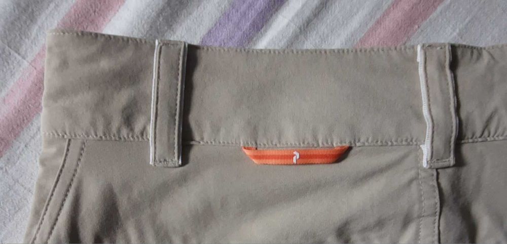 Oryginalne spodnie rybaczki damskie * marka Peak Performance