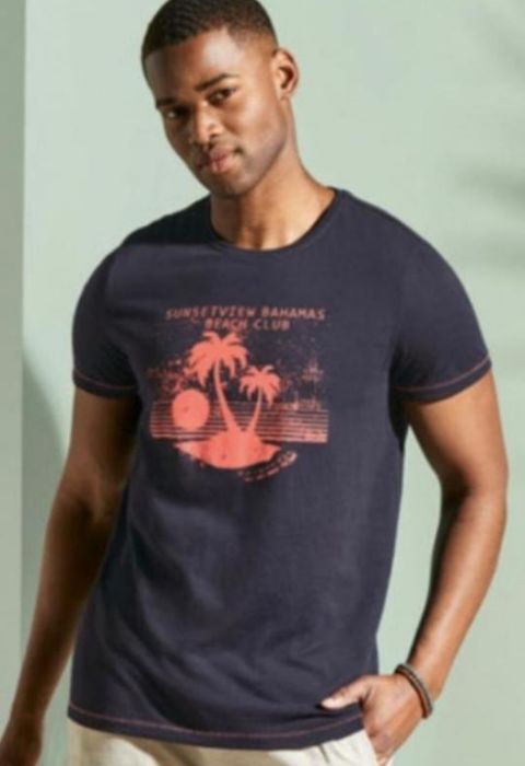 Футболка натуральна  для чоловіка LivergyS,M